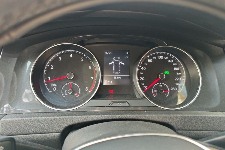 Used Volkswagen Golf 2017 230TSI Automatic Luxury Million-Vehicle Commemorative Edition Instrument Cluster