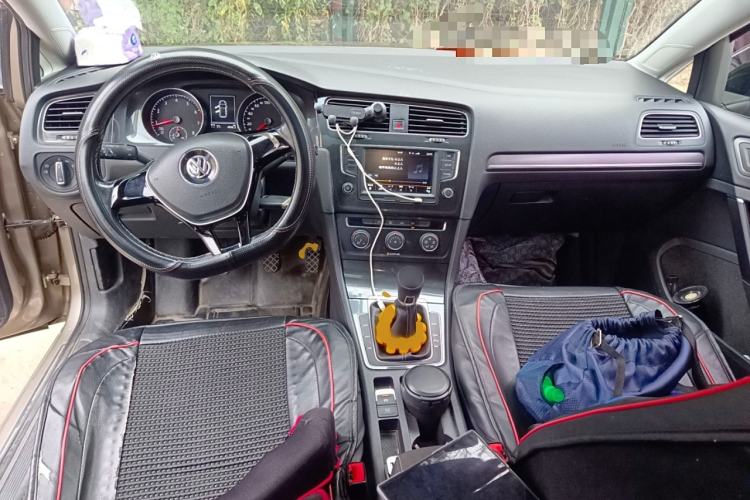 Used Volkswagen Golf 2017 230TSI Manual Comfort Edition – Celebrating Milestone of One Million Units Interior 2