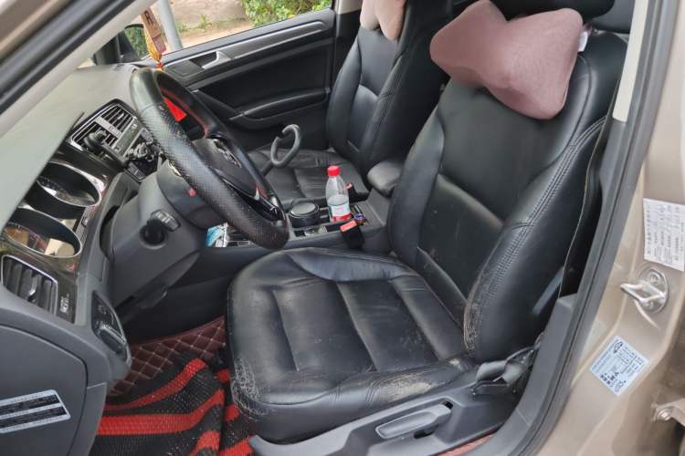 Used Volkswagen Golf 2017 230TSI Automatic Comfort Edition – Celebrating Milestone of One Million Units Left Front Seat