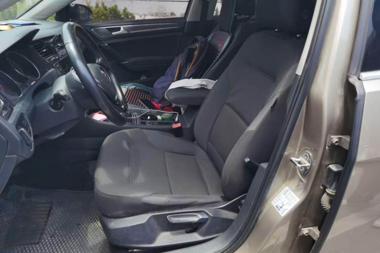 Used Volkswagen Golf 2017 230TSI Automatic Comfort Edition – Celebrating Milestone of One Million Units Left Front Seat