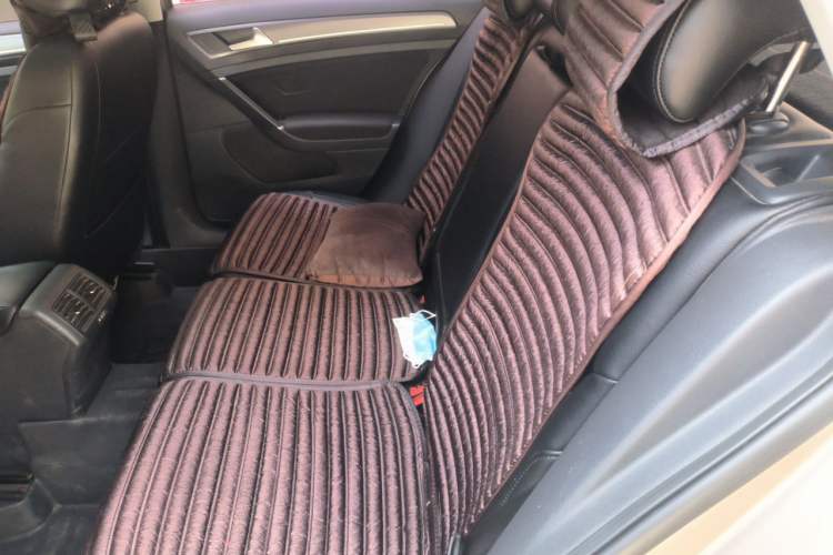 Used Volkswagen Golf 2017 230TSI Automatic Comfort Edition – Celebrating Milestone of One Million Units Left Rear Seat