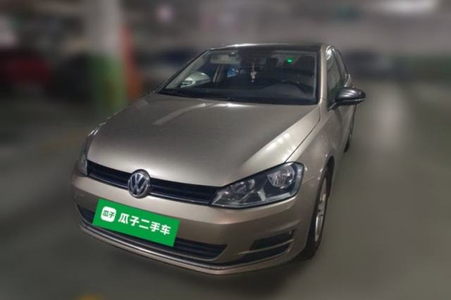 Used Volkswagen Golf 2017 1.6L Automatic Comfort Million-Vehicle Anniversary Edition