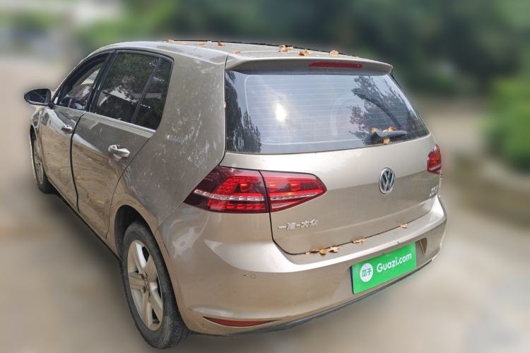 Used Volkswagen Golf 2017 230TSI Automatic Comfort Edition – Celebrating Milestone of One Million Units Rear Left 45 Deg