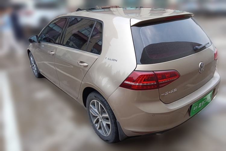 Used Volkswagen Golf 2017 230TSI Automatic Luxury Million-Vehicle Commemorative Edition Rear Left 45 Deg