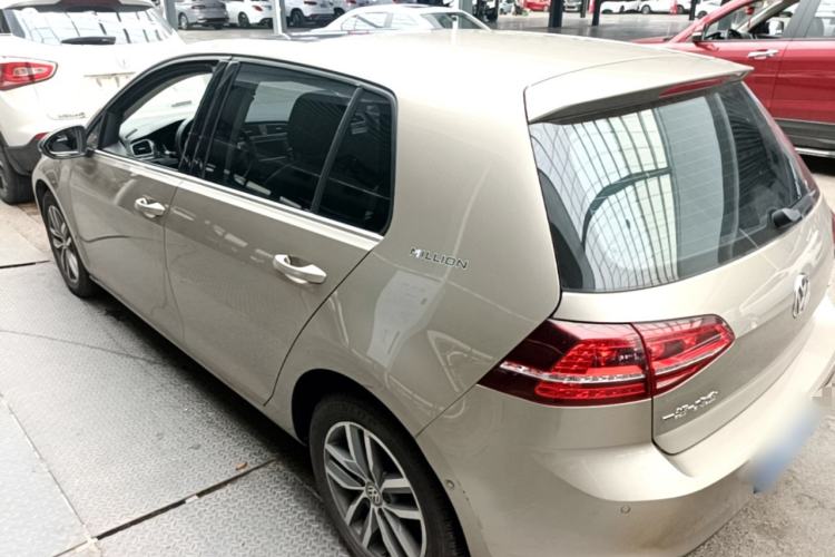 Used Volkswagen Golf 2017 230TSI Automatic Luxury Million-Vehicle Commemorative Edition Rear Left 45 Deg