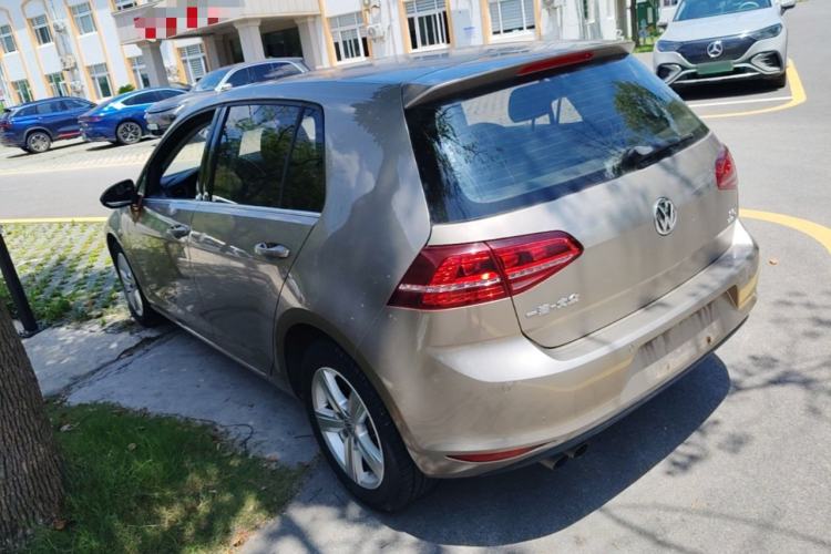 Used Volkswagen Golf 2017 230TSI Automatic Comfort Edition – Celebrating Milestone of One Million Units Rear Left 45 Deg