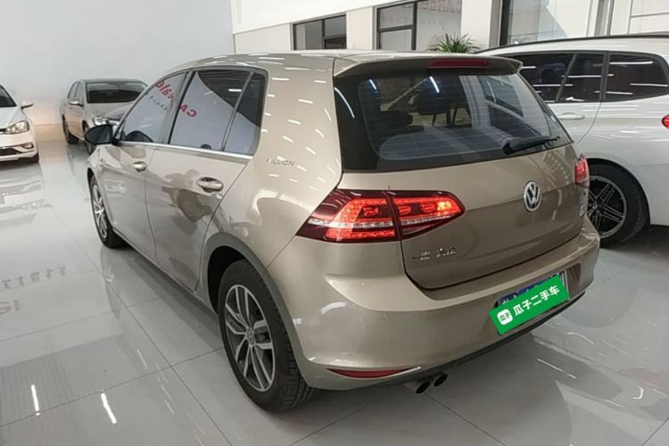 Used Volkswagen Golf 2017 230TSI Automatic Luxury Million-Vehicle Commemorative Edition Rear Left 45 Deg