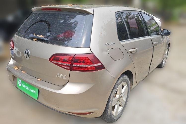 Used Volkswagen Golf 2017 230TSI Automatic Comfort Edition – Celebrating Milestone of One Million Units Rear Right 45 Deg
