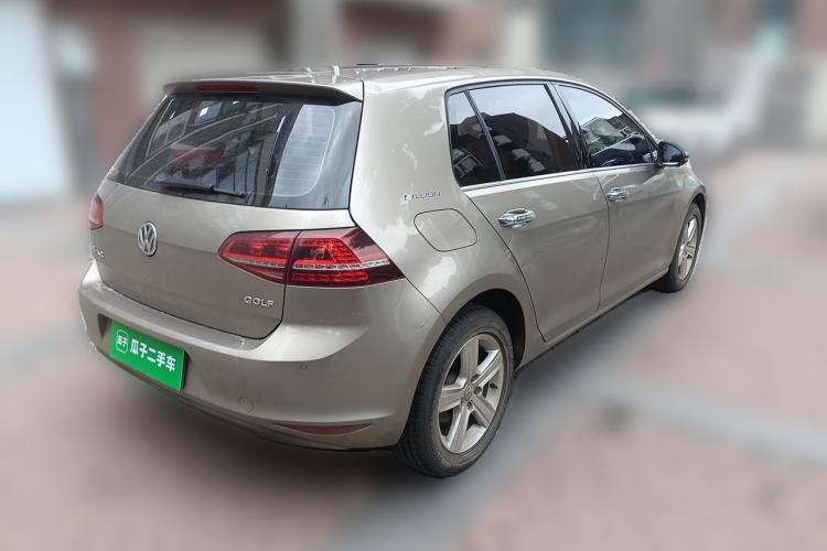 Used Volkswagen Golf 2017 1.6L Automatic Comfort Million-Vehicle Anniversary Edition Rear Right 45 Deg