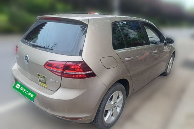 Used Volkswagen Golf 2017 1.6L Automatic Comfort Million-Vehicle Anniversary Edition Rear Right 45 Deg
