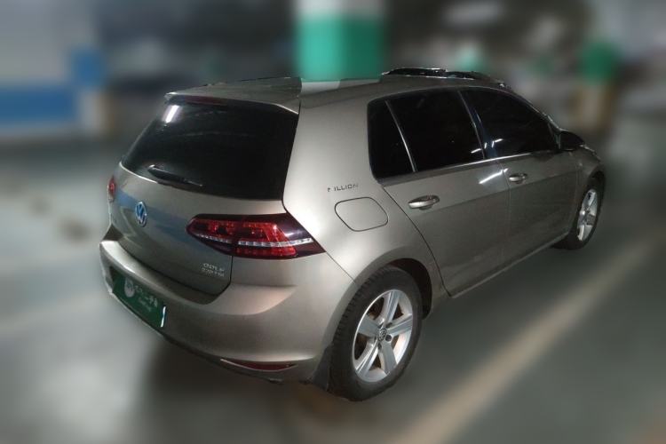 Used Volkswagen Golf 2017 230TSI Automatic Comfort Edition – Celebrating Milestone of One Million Units Rear Right 45 Deg