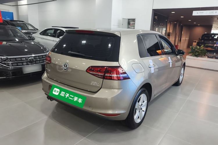 Used Volkswagen Golf 2017 230TSI Automatic Comfort Edition – Celebrating Milestone of One Million Units Rear Right 45 Deg
