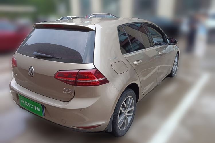 Used Volkswagen Golf 2017 230TSI Automatic Luxury Million-Vehicle Commemorative Edition Rear Right 45 Deg
