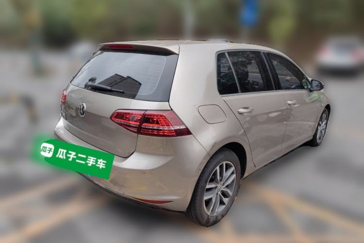 Used Volkswagen Golf 2017 230TSI Automatic Luxury Million-Vehicle Commemorative Edition Rear Right 45 Deg