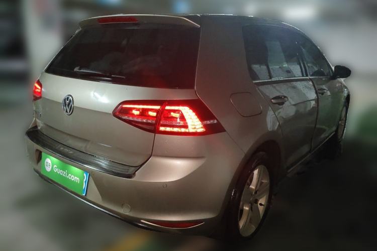 Used Volkswagen Golf 2017 230TSI Automatic Comfort Edition – Celebrating Milestone of One Million Units Rear Right 45 Deg