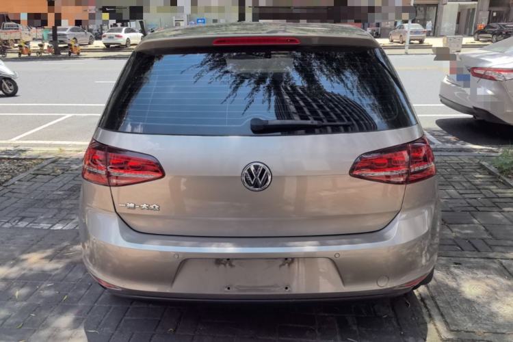Used Volkswagen Golf 2017 1.6L Automatic Comfort Million-Vehicle Anniversary Edition Rear
