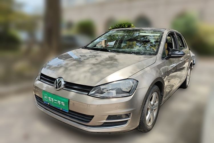 Used Volkswagen Golf 2017 1.6L Automatic Comfort Million-Vehicle Anniversary Edition Guazi used car, China used car export, Used car for sale, Used  cars, Cheapest cars for sale