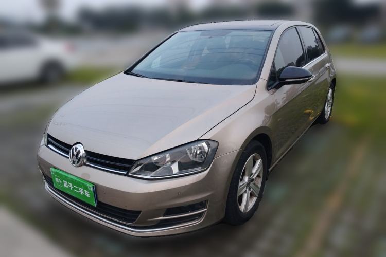 Used Volkswagen Golf 2017 230TSI Automatic Comfort Edition – Celebrating Milestone of One Million Units Guazi used car, China used car export, Used car for sale, Used cars, Cheapest cars for sale