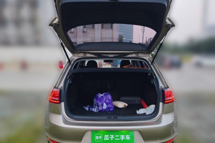 Used Volkswagen Golf 2017 230TSI Automatic Comfort Edition – Celebrating Milestone of One Million Units Trunk