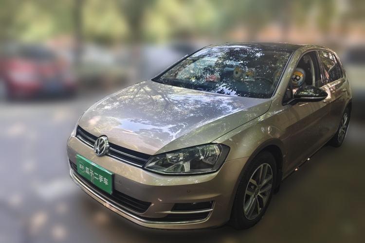 Used Volkswagen Golf 2017 230TSI Automatic Luxury Million-Vehicle Commemorative Edition Guazi used car, China used car export, Used car for sale, Used  cars, Cheapest cars for sale