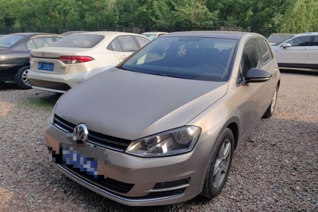 Used Volkswagen Golf 2017 1.6L Automatic Comfort Million-Vehicle Anniversary Edition