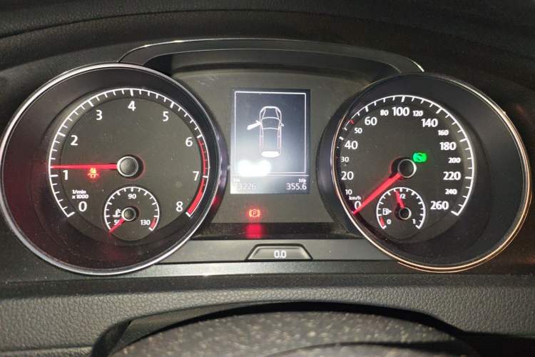 Used Volkswagen Golf 2017 230TSI Automatic Luxury Million-Vehicle Commemorative Edition Instrument Cluster