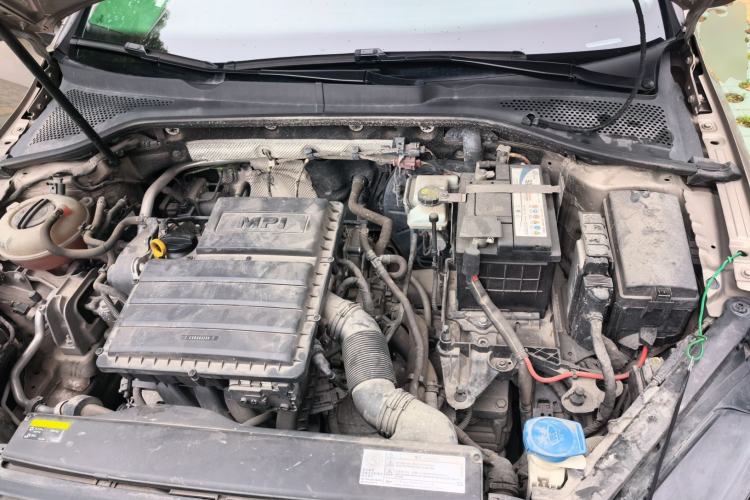 Used Volkswagen Golf 2017 1.6L Automatic Comfort Million-Vehicle Anniversary Edition Engine Bay
