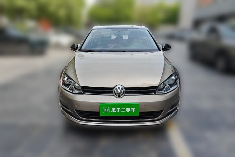 Used Volkswagen Golf 2017 230TSI Automatic Comfort Edition – Celebrating Milestone of One Million Units Front