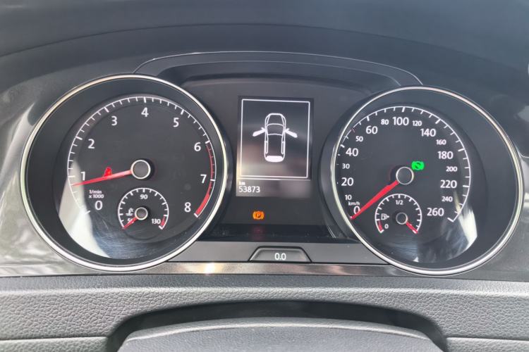 Used Volkswagen Golf 2017 1.6L Automatic Comfort Million-Vehicle Anniversary Edition Instrument Cluster
