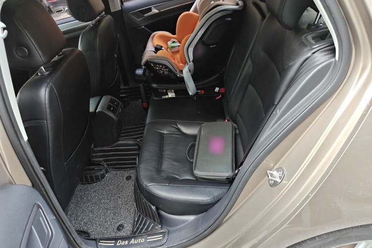 Used Volkswagen Golf 2017 230TSI Automatic Comfort Edition – Celebrating Milestone of One Million Units Left Rear Seat
