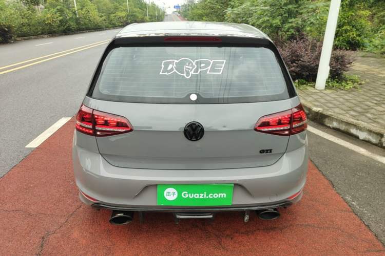Used Volkswagen Golf 2017 280TSI Automatic R-Line Million-Vehicle Commemorative Edition Rear