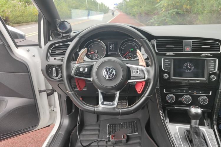 Used Volkswagen Golf 2017 280TSI Automatic R-Line Million-Vehicle Commemorative Edition Steering Wheel