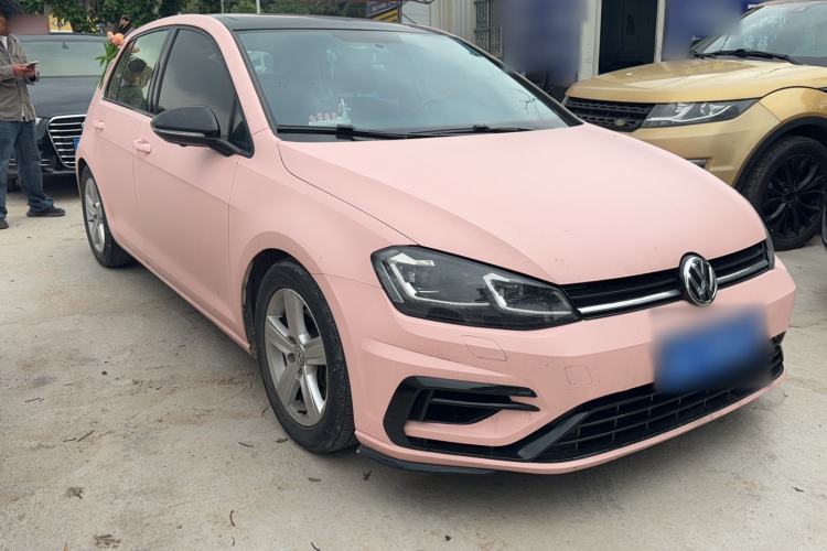Used Volkswagen Golf 2017 230TSI Automatic Comfort Edition – Celebrating Milestone of One Million Units Exterior 3