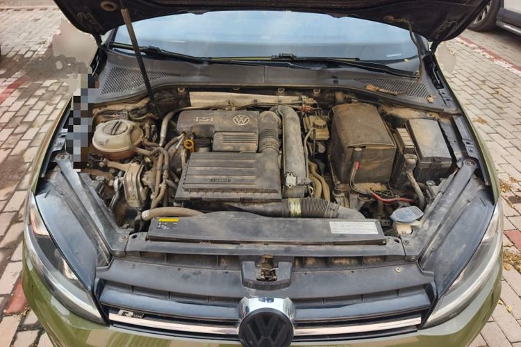 Used Volkswagen Golf 2017 280TSI Automatic R-Line Million-Vehicle Commemorative Edition Engine Bay