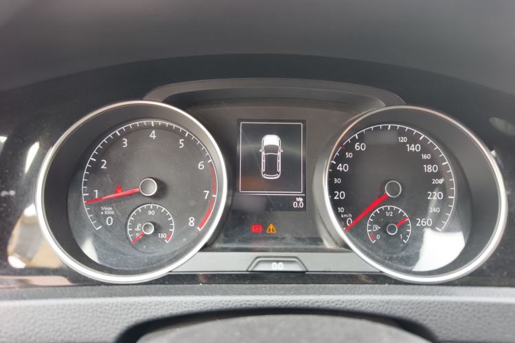 Used Volkswagen Golf 2017 280TSI Automatic R-Line Million-Vehicle Commemorative Edition Instrument Cluster