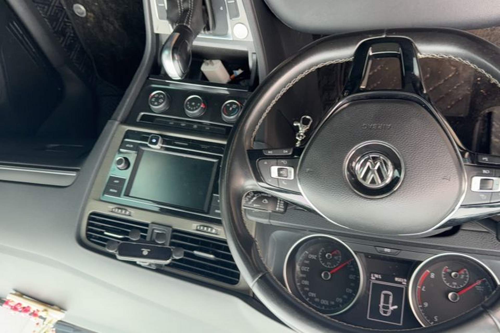 Used Volkswagen Golf 2017 230TSI Automatic Comfort Edition – Celebrating Milestone of One Million Units Interior 2