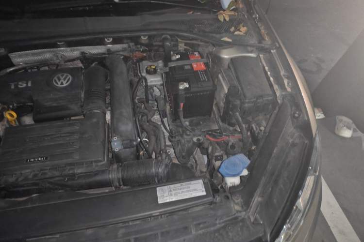 Used Volkswagen Golf 2017 230TSI Automatic Comfort Edition – Celebrating Milestone of One Million Units Engine Bay Left