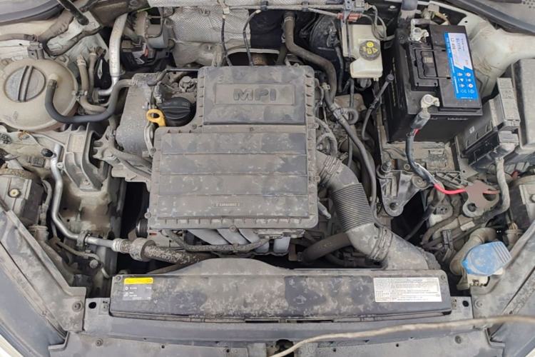 Used Volkswagen Golf 2017 1.6L Automatic Comfort Million-Vehicle Anniversary Edition Engine Bay