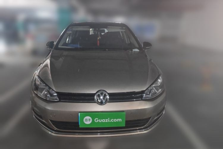 Used Volkswagen Golf 2017 230TSI Automatic Comfort Edition – Celebrating Milestone of One Million Units Front