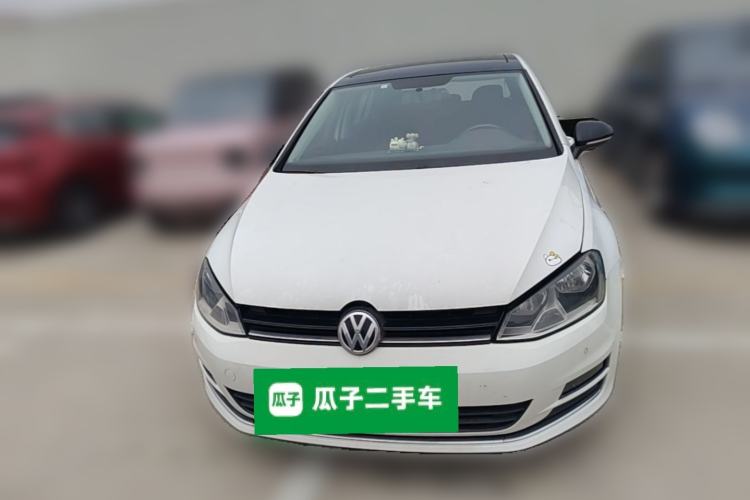 Used Volkswagen Golf 2017 1.6L Automatic Comfort Million-Vehicle Anniversary Edition Front