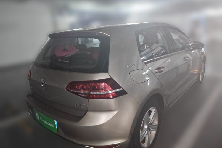 Used Volkswagen Golf 2017 230TSI Automatic Comfort Edition – Celebrating Milestone of One Million Units Rear Right 45 Deg