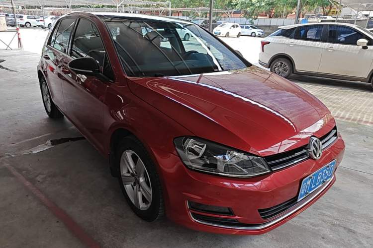 Used Volkswagen Golf 2017 230TSI Automatic Comfort Edition – Celebrating Milestone of One Million Units Exterior 1