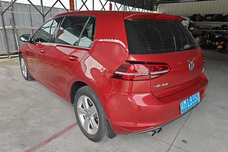 Used Volkswagen Golf 2017 230TSI Automatic Comfort Edition – Celebrating Milestone of One Million Units Exterior 2