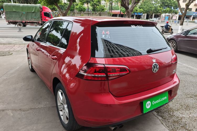 Used Volkswagen Golf 2017 230TSI Automatic Comfort Edition – Celebrating Milestone of One Million Units Exterior 2