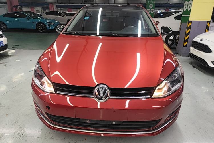 Used Volkswagen Golf 2017 230TSI Automatic Comfort Edition – Celebrating Milestone of One Million Units Front