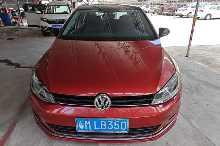 Used Volkswagen Golf 2017 230TSI Automatic Comfort Edition – Celebrating Milestone of One Million Units Front
