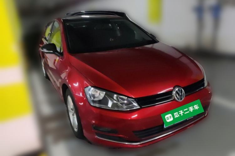 Used Volkswagen Golf 2017 230TSI Automatic Comfort Edition – Celebrating Milestone of One Million Units Front Right 45 Deg