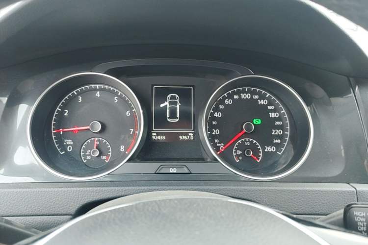 Used Volkswagen Golf 2017 230TSI Automatic Luxury Million-Vehicle Commemorative Edition Instrument Cluster