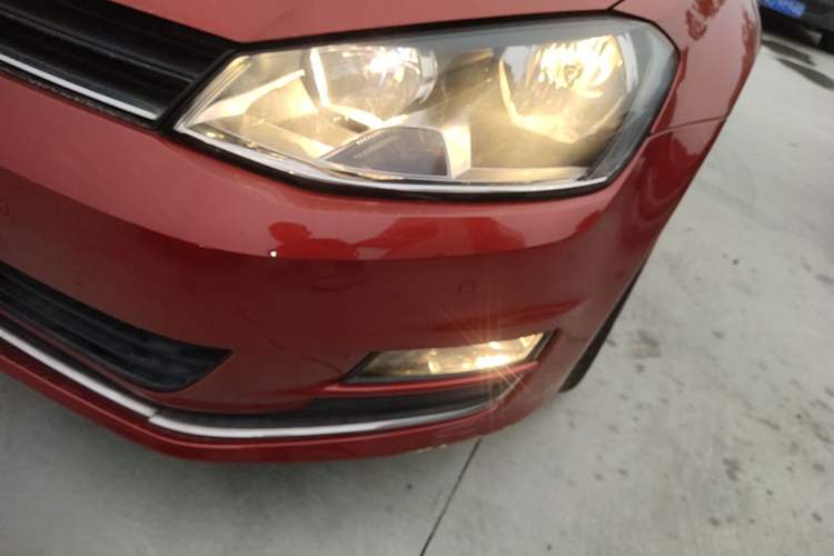 Used Volkswagen Golf 2017 1.6L Automatic Comfort Million-Vehicle Anniversary Edition Left Front Headlight