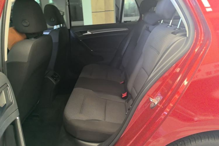 Used Volkswagen Golf 2017 230TSI Automatic Comfort Edition – Celebrating Milestone of One Million Units Left Rear Seat
